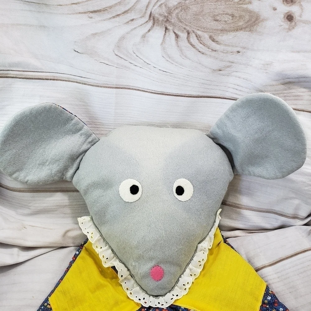 Vintage Felt Mouse Quilted Laundry Clothespin Bag 21 Inch Sewing Handmade